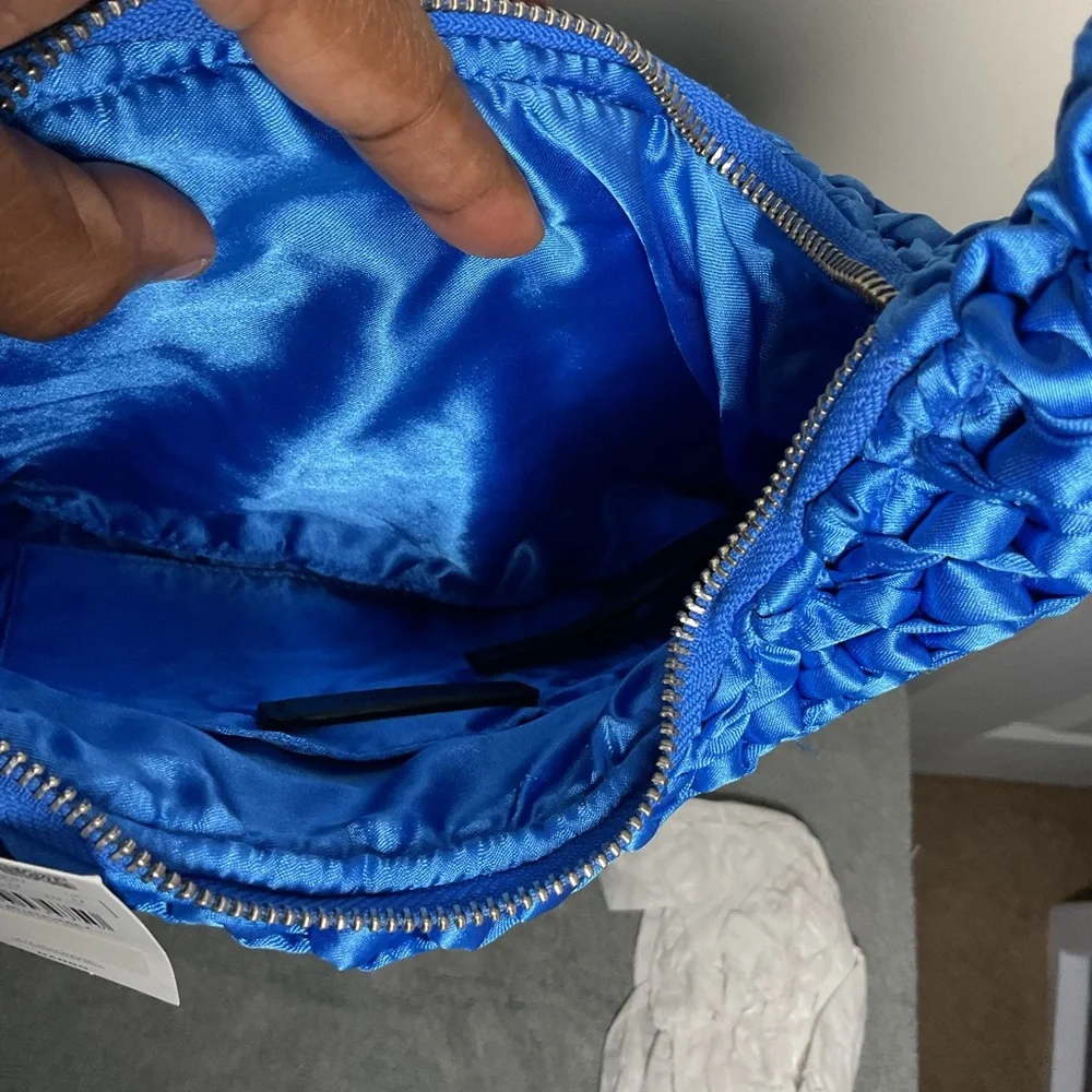 Blue Ruffled Women's Bag - Picture 6 of 9